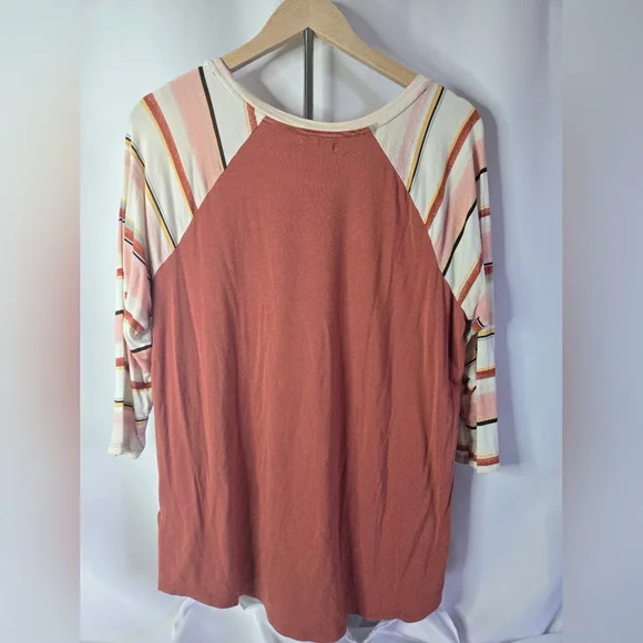 Maurices 24/7 Flawless Striped Sleeve Top XL | Comfy & Chic Everyday Style 👚 - Picture 3 of 6